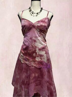 NWOT Wild Fable Mauve Tie Dye Asymmetrical Satin Midi Dress with Lace Trim